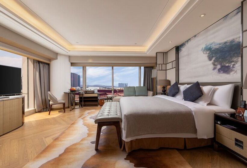 هتل Zhuhai Longzhuda International