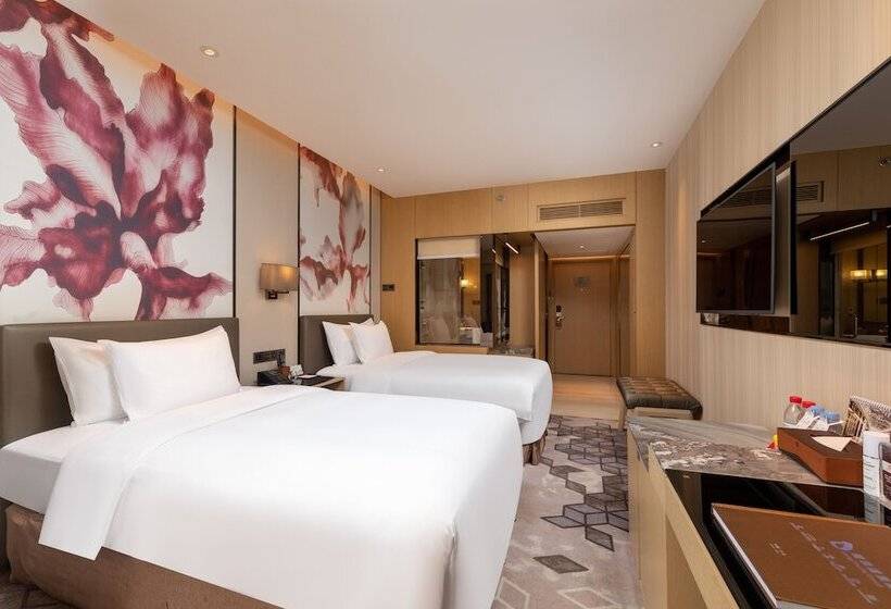 هتل Zhuhai Longzhuda International