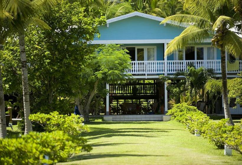 هتل Raiatea Lodge