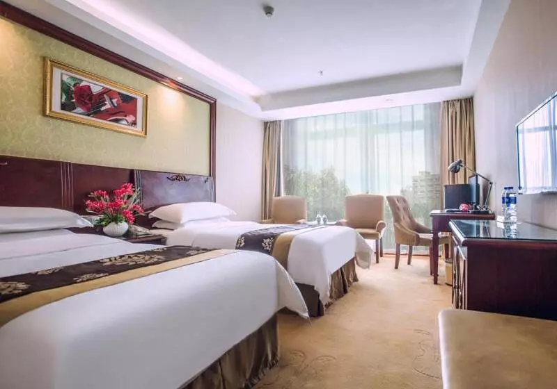 Vienna International Hotel Huizhou South Railway Station