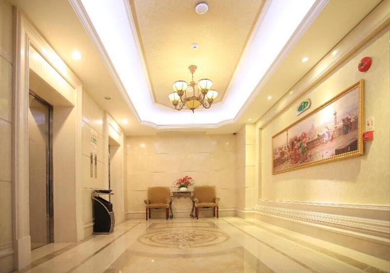 Vienna International Hotel Huizhou South Railway Station