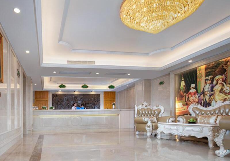 Vienna International Hotel Huizhou South Railway Station