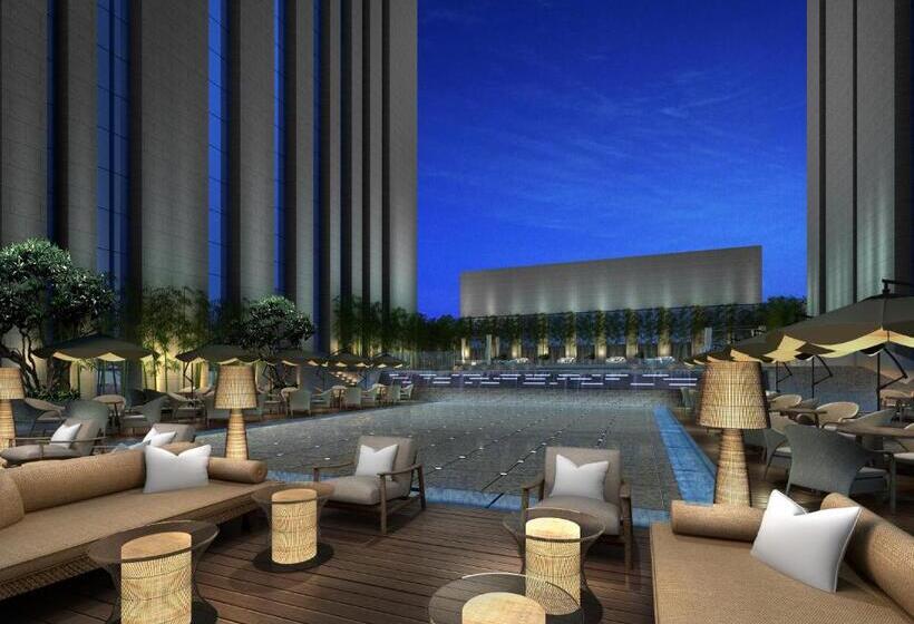 Hotel Pullman Shishi Mattison