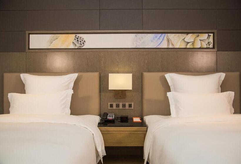 Hotel Pullman Shishi Mattison