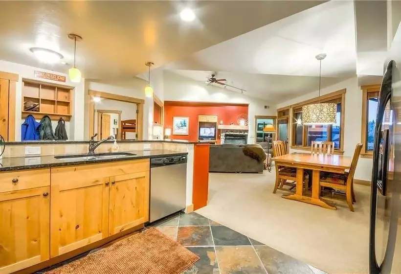 Aspen Lodge