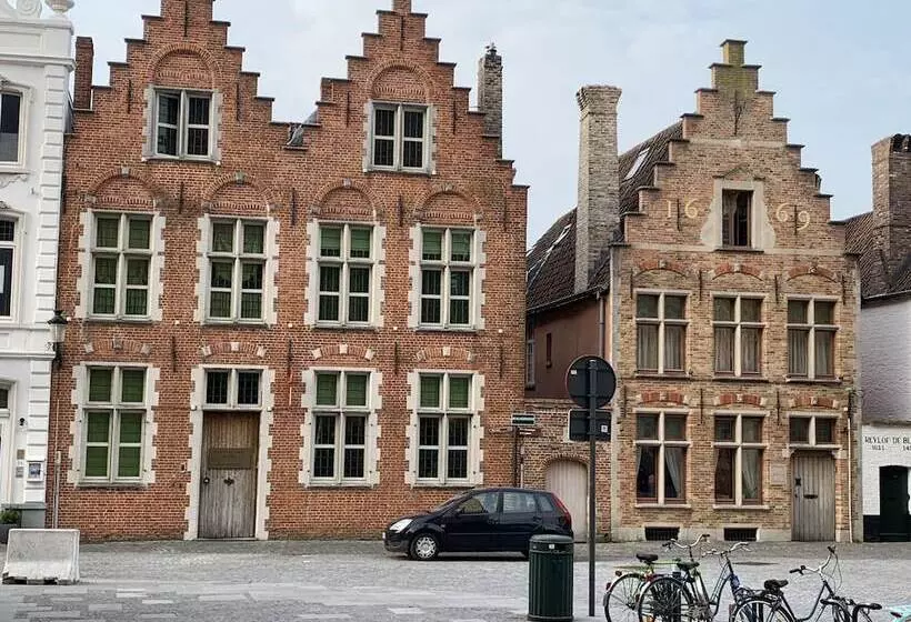 هتل B&b 1669