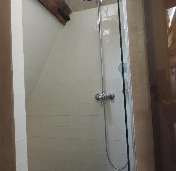 هتل B&b Saintsauveur Bruges