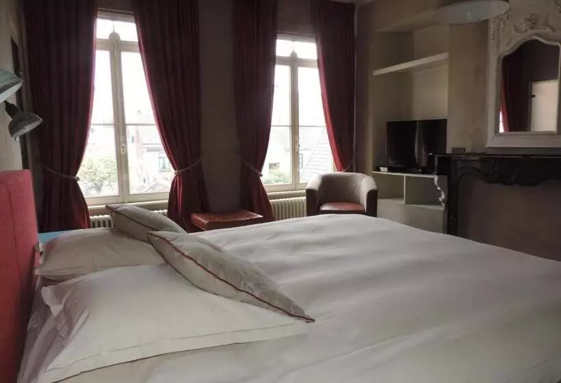 Hotelli B&b Saintsauveur Bruges