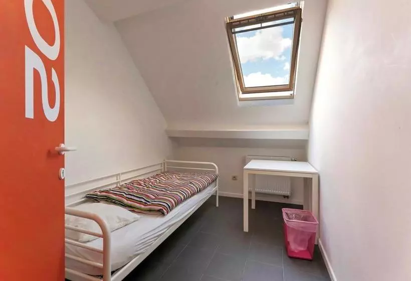 هتل Brussels Hello Hostel