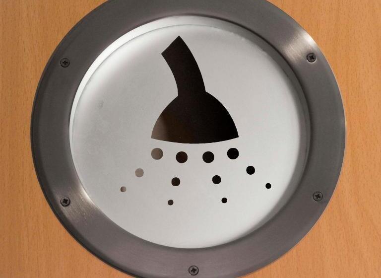 ホテル Duivels Paterke Harelbeeksestraat 29, 8500 Kortrijk