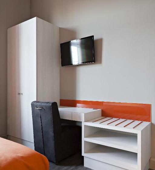 ホテル Duivels Paterke Harelbeeksestraat 29, 8500 Kortrijk