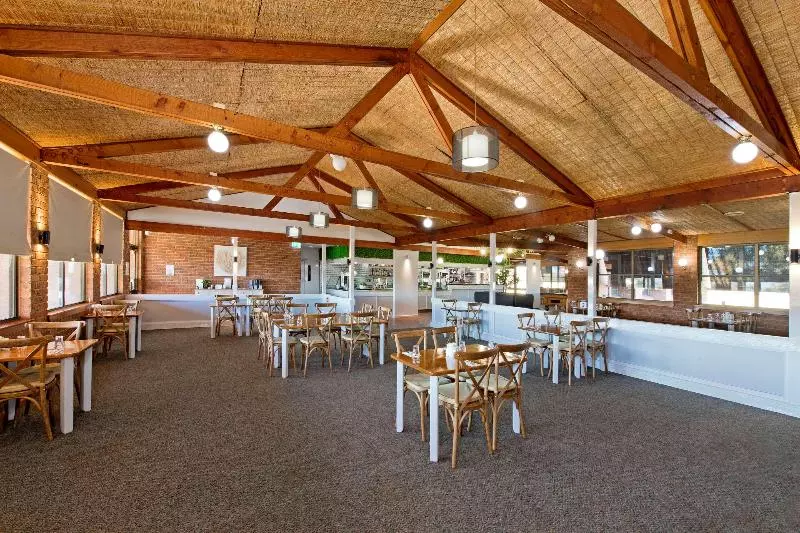 ホテル Econo Lodge Savannah Park Tamworth