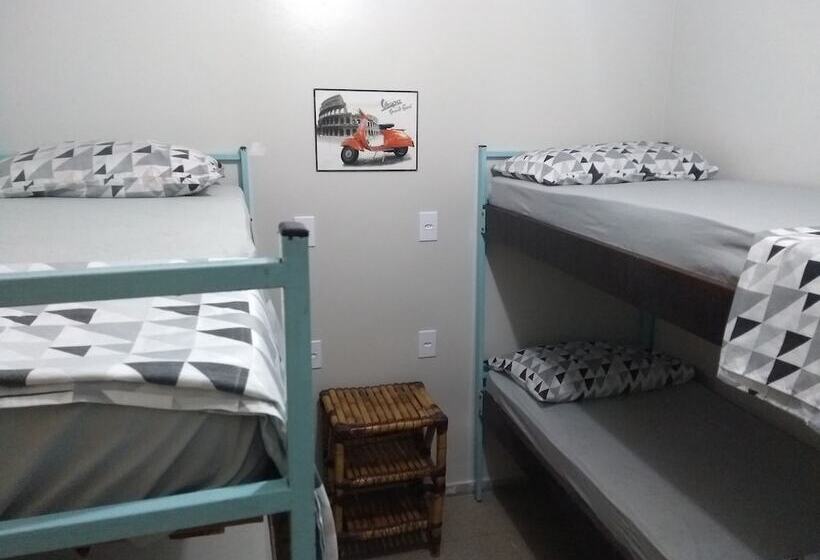 בית מלון כפרי Hostel Freeway