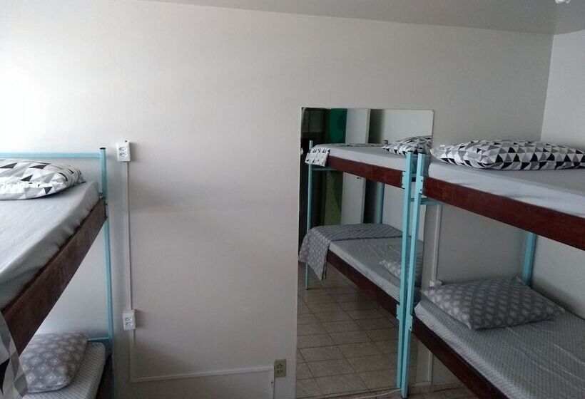 בית מלון כפרי Hostel Freeway