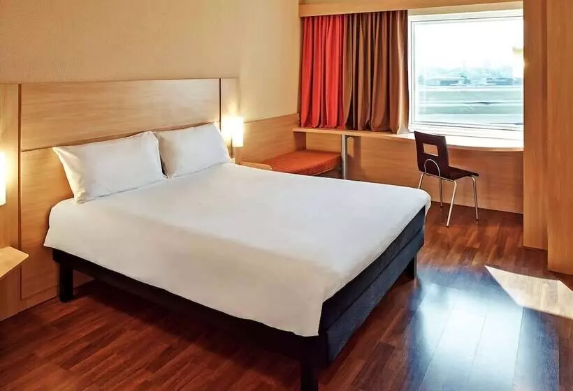هتل Ibis Campo Grande