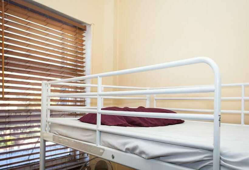 בית מלון כפרי Manly Harbour Backpackers