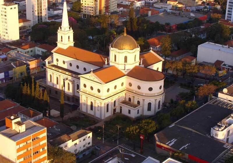 Nohotel Premium Americana