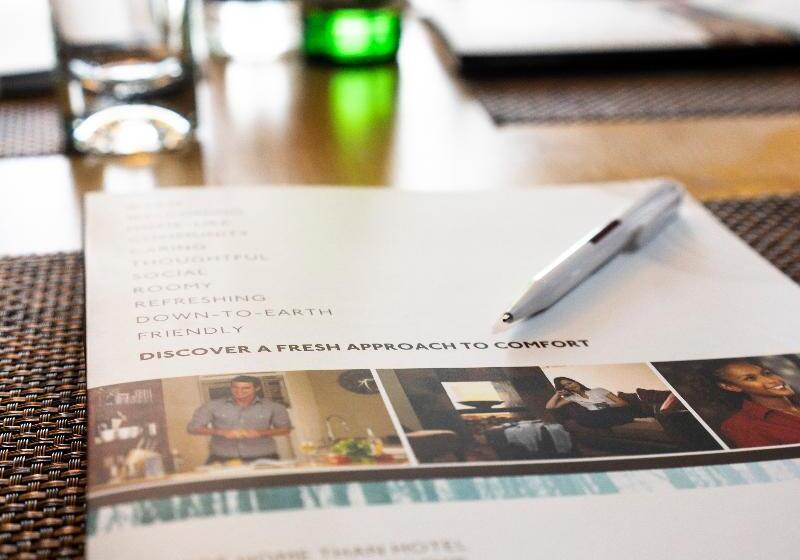 Parkside Hotel & Apartments