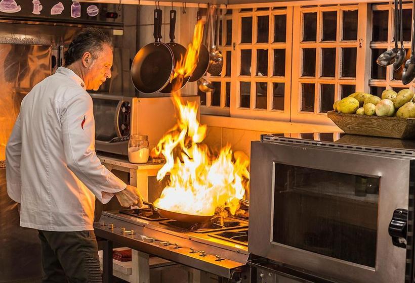 בית מלון כפרי Pousada Morada Dos Bougainvilles