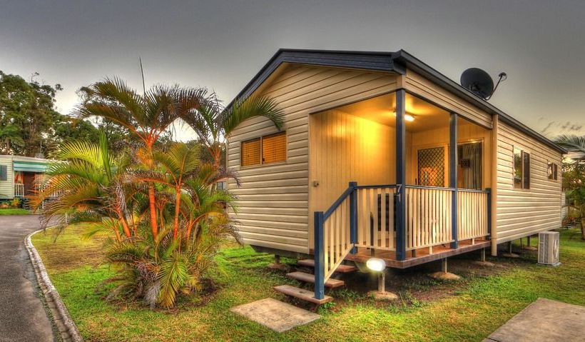 Alex Beach Cabins And Tourist Park