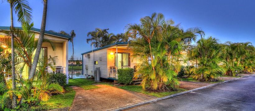 Alex Beach Cabins And Tourist Park