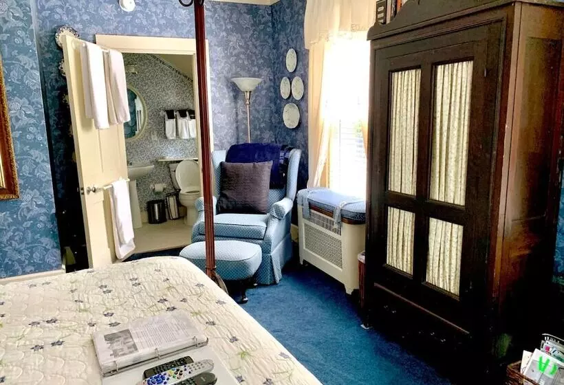 تختخواب و صبحانه Chestnut Street Inn