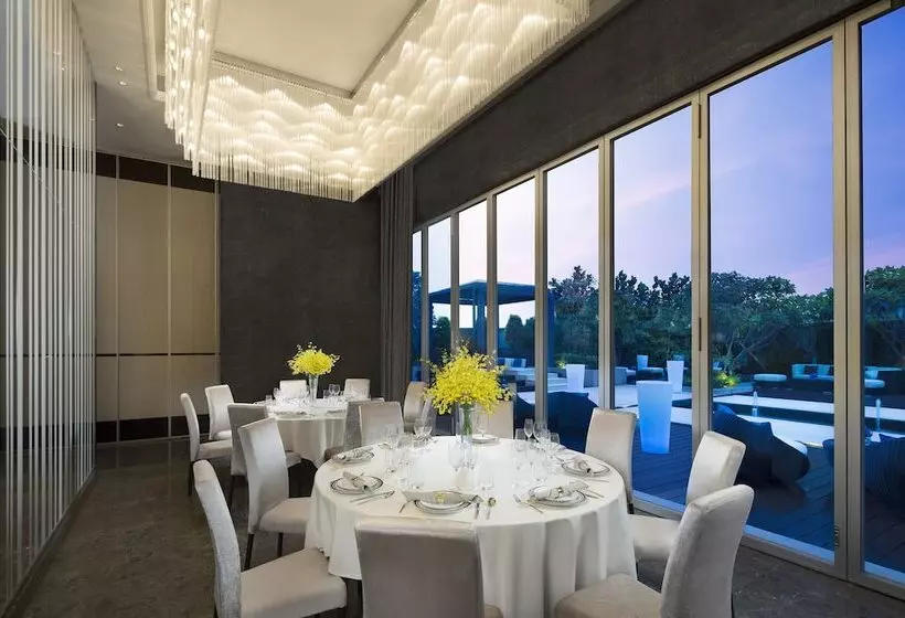 Hotel Ascott Macau