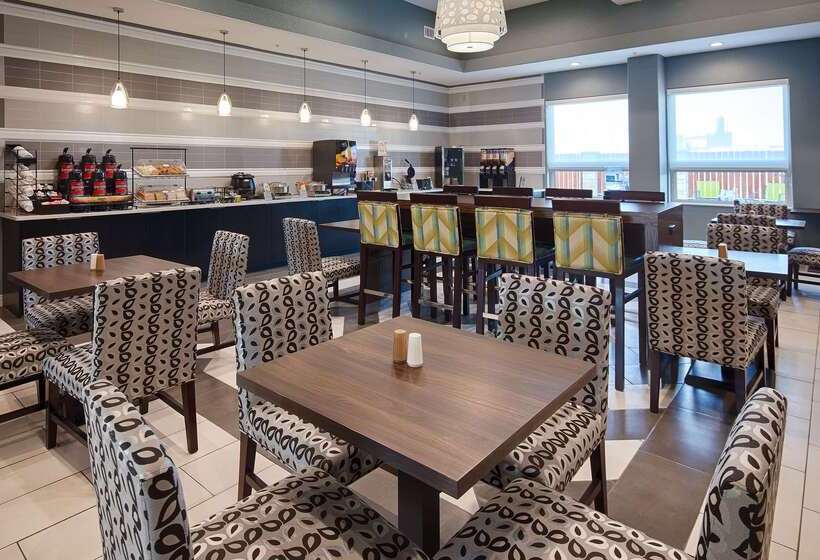 فندق Best Western Plus Pflugerville Inn & Suites