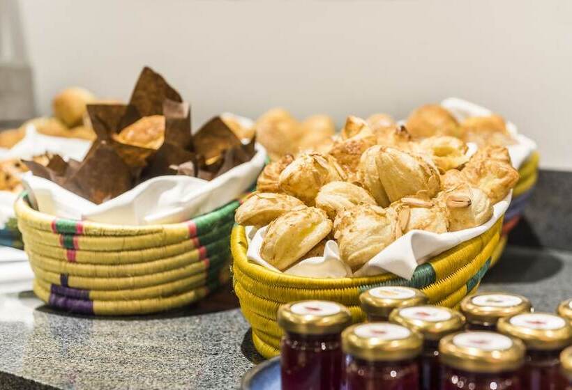 בית מלון כפרי Cosmos 100 Executive