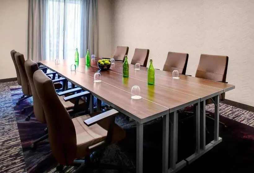 ホテル Courtyard By Marriott Nashville Mount Juliet
