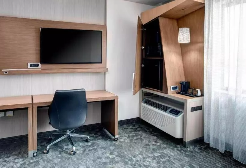 ホテル Courtyard By Marriott Nashville Mount Juliet