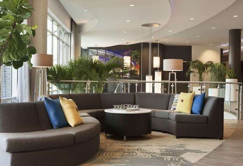 בית מלון כפרי Embassy Suites By Hilton Greenville Downtown Riverplace