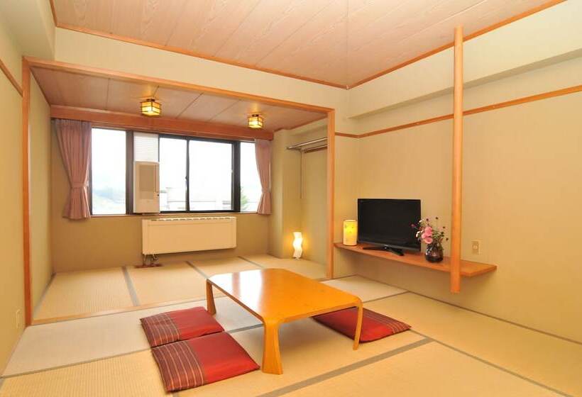 Hotel Hakuba Tsugaike Ski Slope Side Espoir Misawa