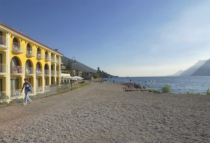 בית מלון כפרי Europa