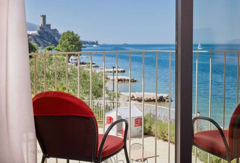 בית מלון כפרי Europa