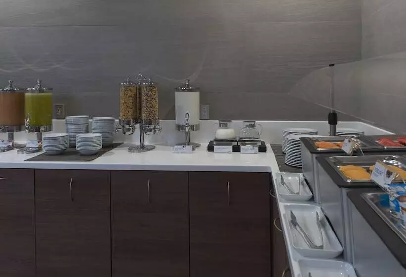 ホテル Holiday Inn Express Mexico Toreo, An Ihg