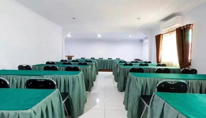 ホテル Ranah Bundo Syariah