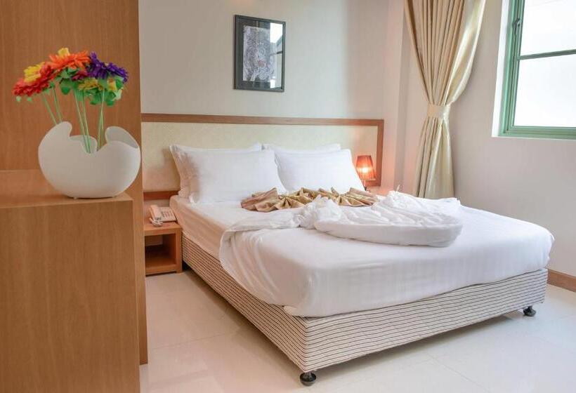 هتل Season At Hulhumale