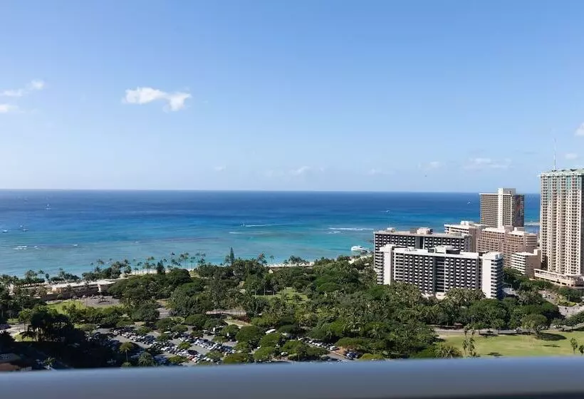 ホテル The Ritzcarlton Residences, Waikiki Beach