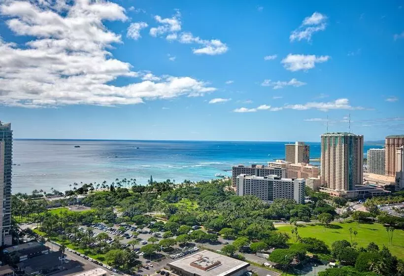 ホテル The Ritzcarlton Residences, Waikiki Beach