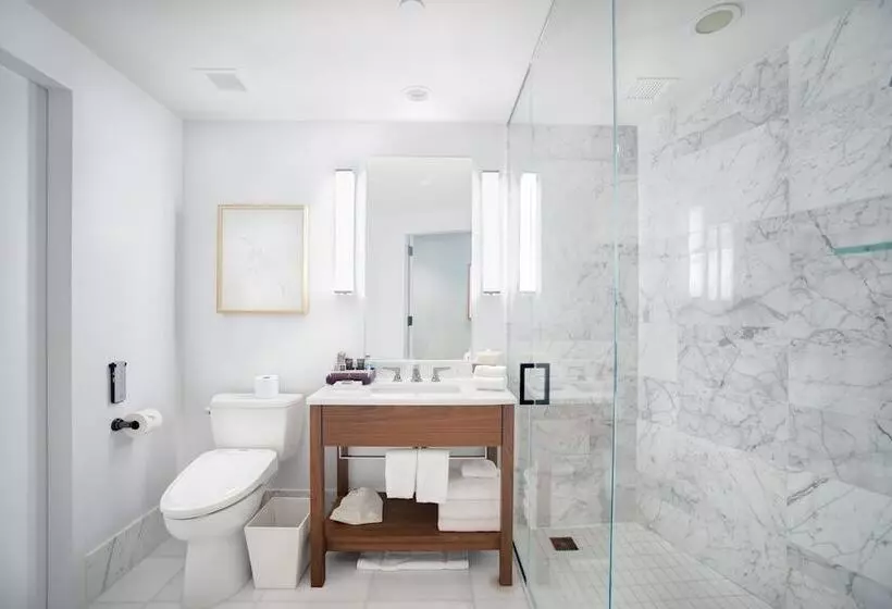 ホテル The Ritzcarlton Residences, Waikiki Beach