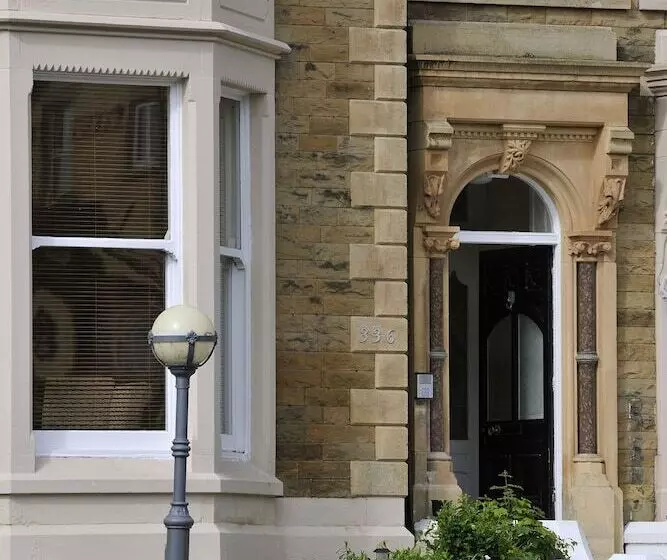 Howarth House Apartments