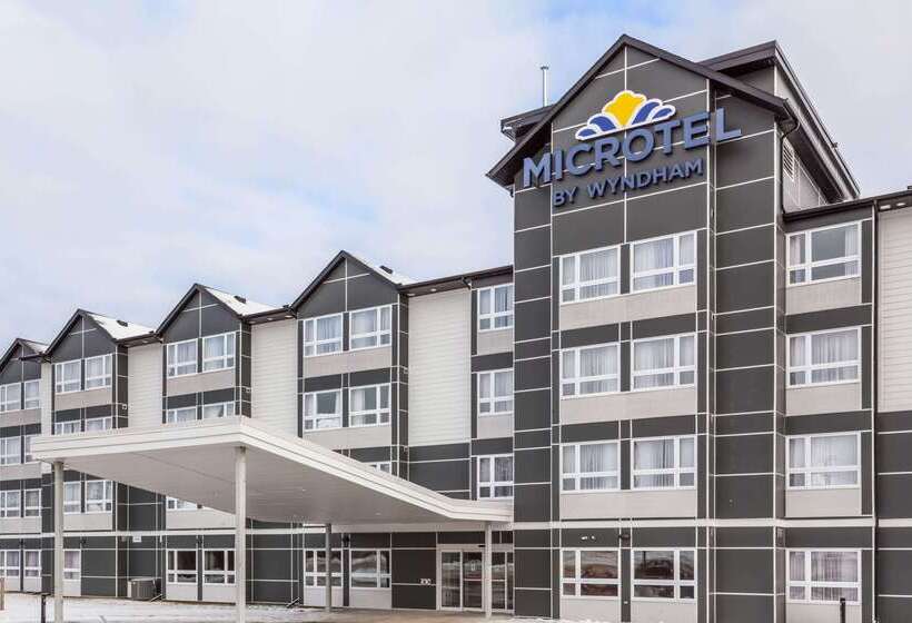Microtel Inn & Suites By Wyndham Kirkland Lake
