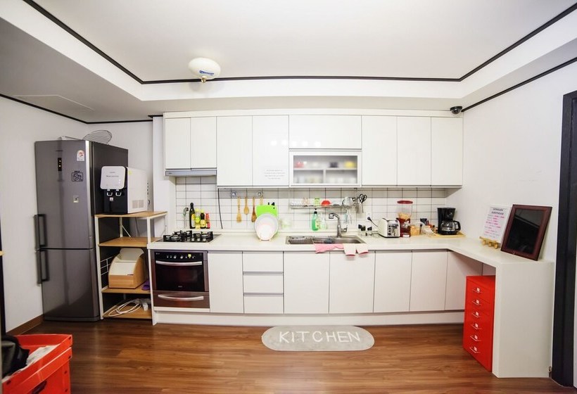 펜션 Gonggan Guesthouse