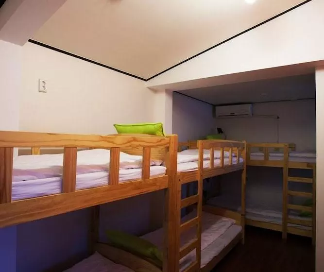 ペンション Gonggan Guesthouse