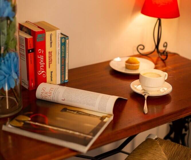 ペンション Marlin Rooms