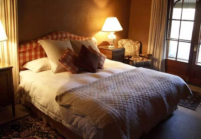 Majatalo Wildwood Guesthouse