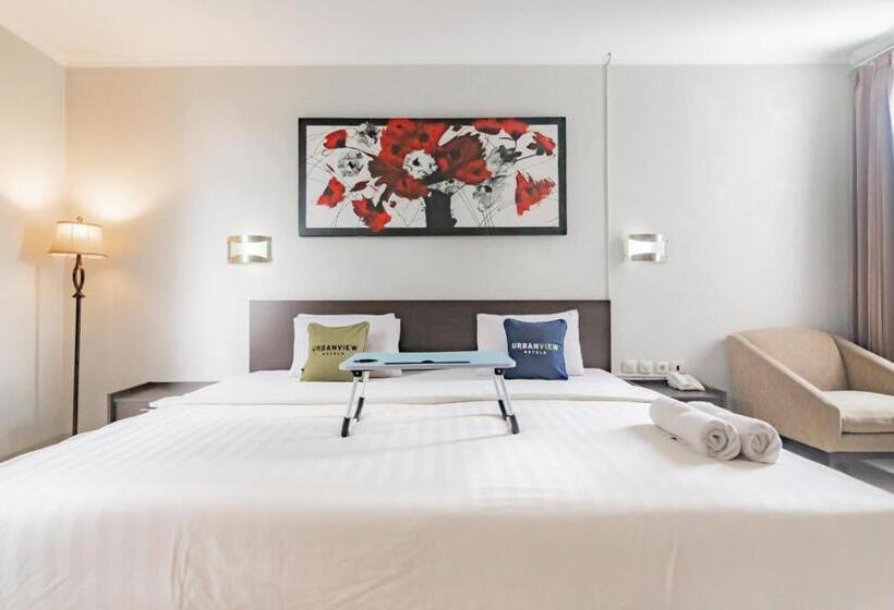 Urbanview Hotel Grand Malabar Bandung