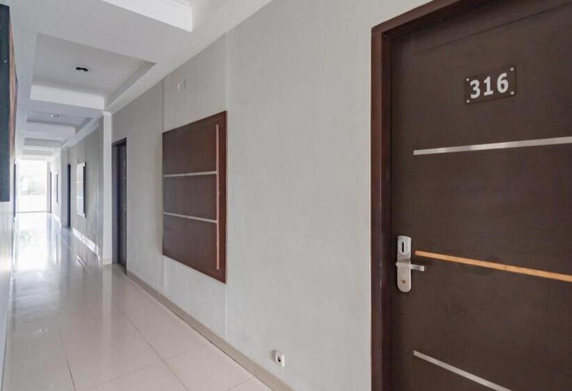 Urbanview Hotel Grand Malabar Bandung