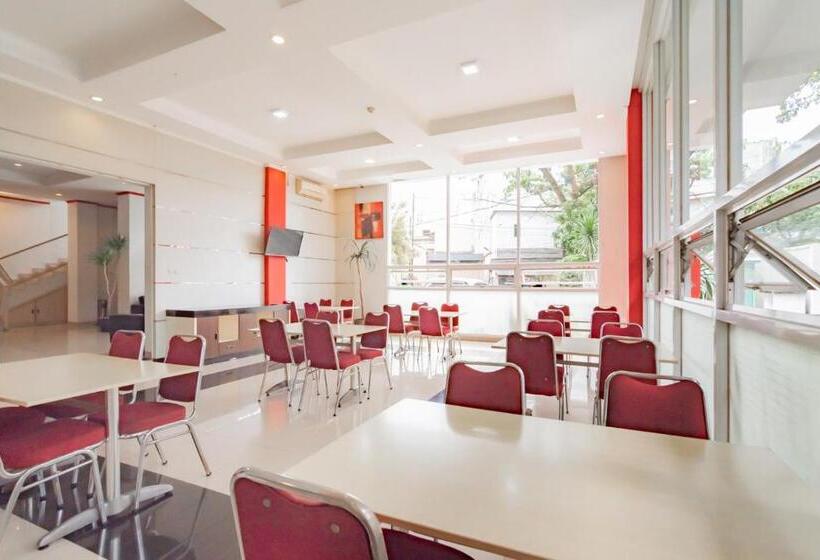 Urbanview Hotel Grand Malabar Bandung